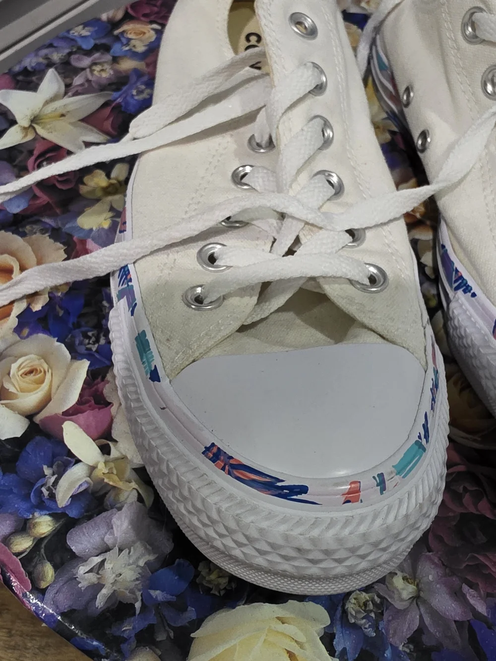 Converse Women's Low Top Canvas Sneakers in Cream with Flowered Patterned Trim - Picture 3 of 8